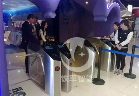 深圳通道閘廠家講解三輥閘常見(jiàn)的故障處理及注意事項(xiàng)