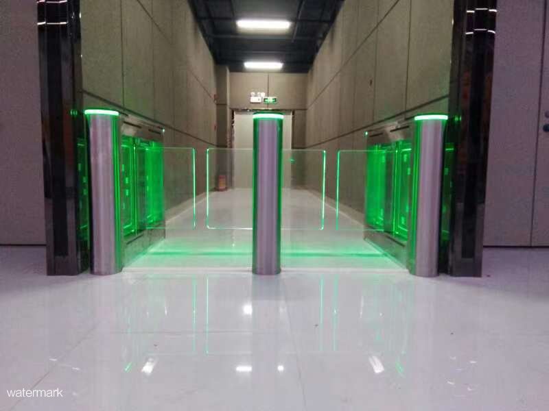 惠州游目馳懷影城票務(wù)系統(tǒng)小擺閘項目