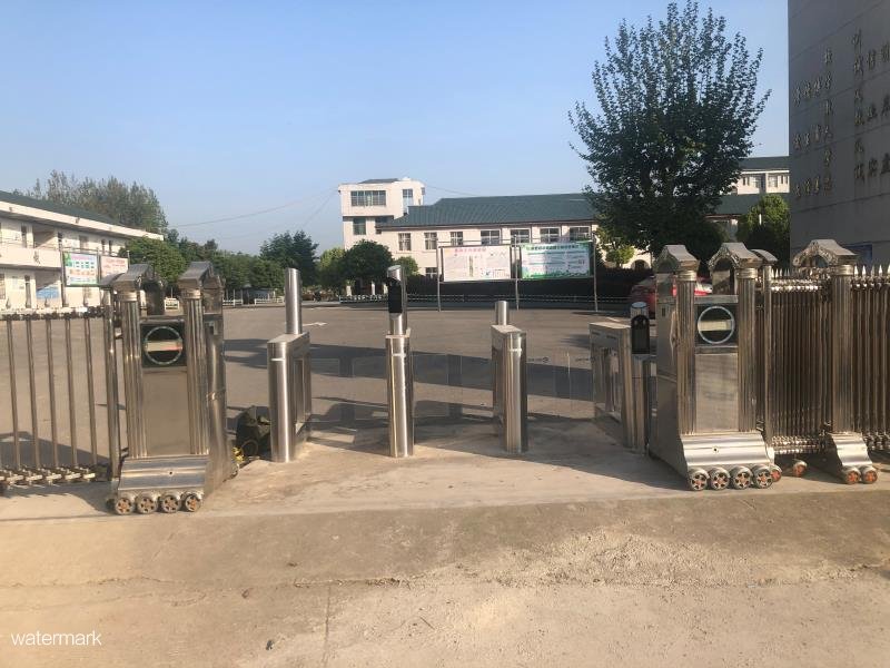 江西某小學人臉識別小擺閘案例