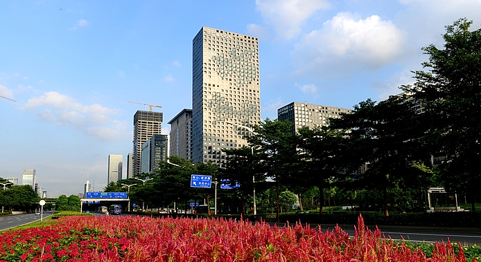 中廣核（世界500強央企）——中廣核服務集團有限公司（深圳總部）人臉識別獵豹速通門訪客系統