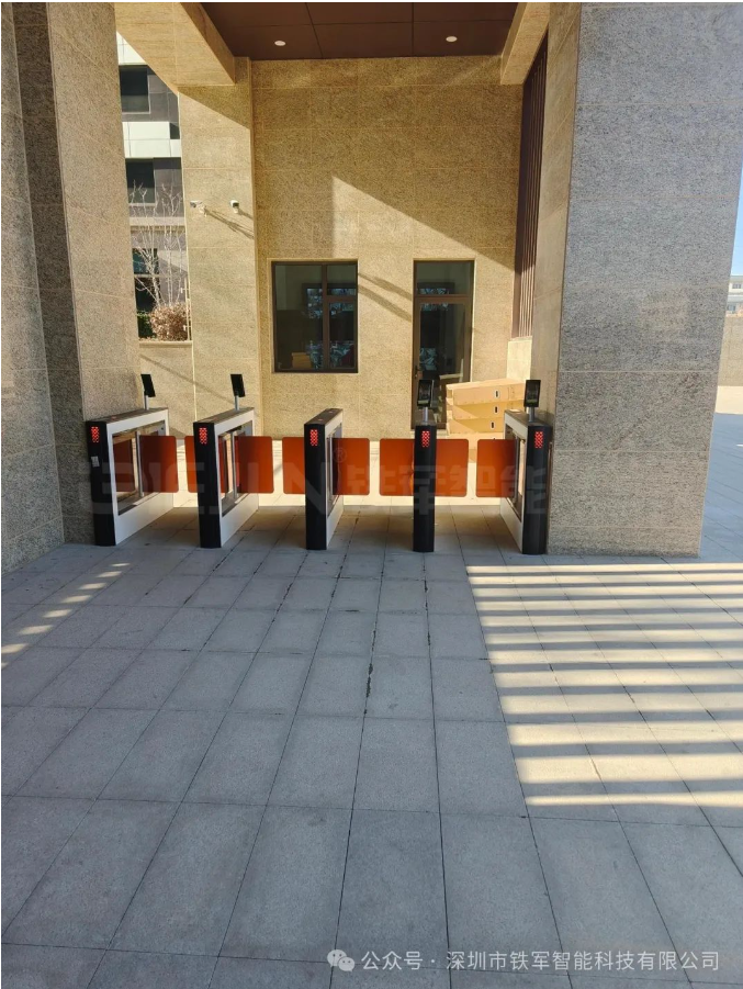 1739934793217701.png 4.png