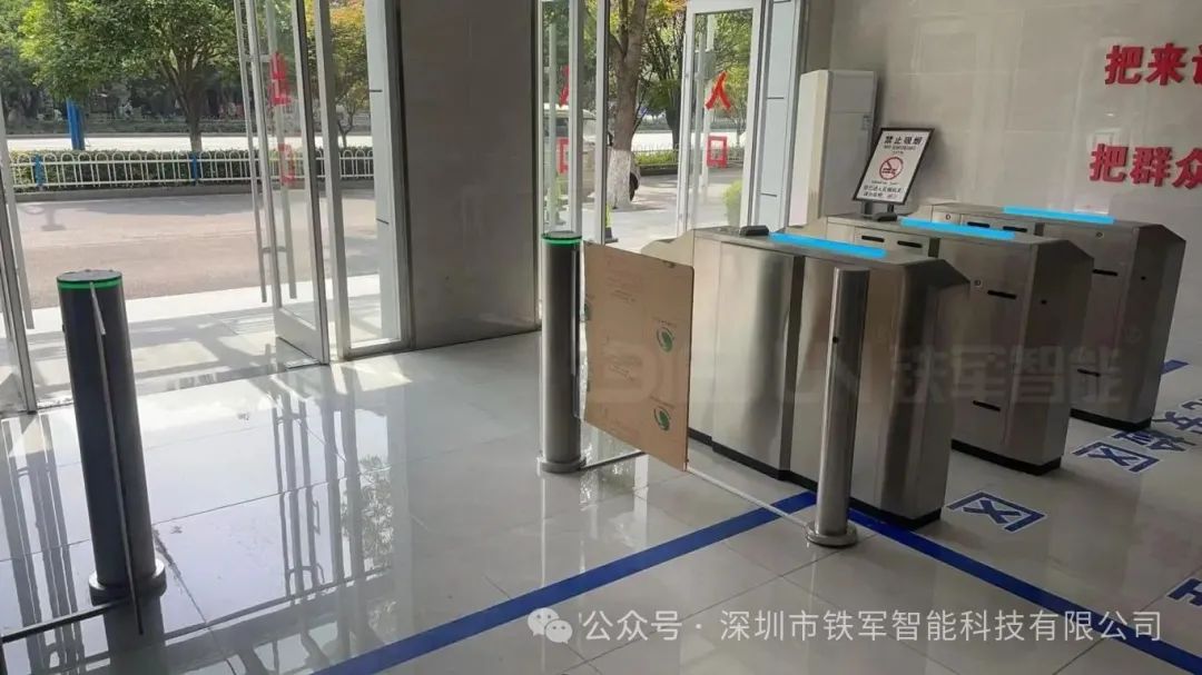 1749609435801709.jpg 4.jpg